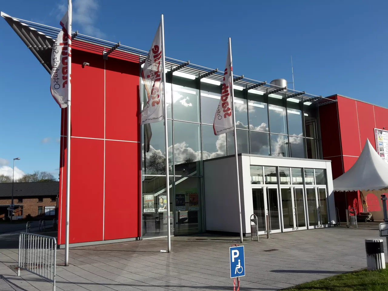 Au&szlig;enansicht der Stadthalle Osterholz-Scharmbeck